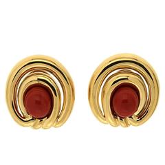 Double Rim Overlap Red Coral Gold Earrings 2