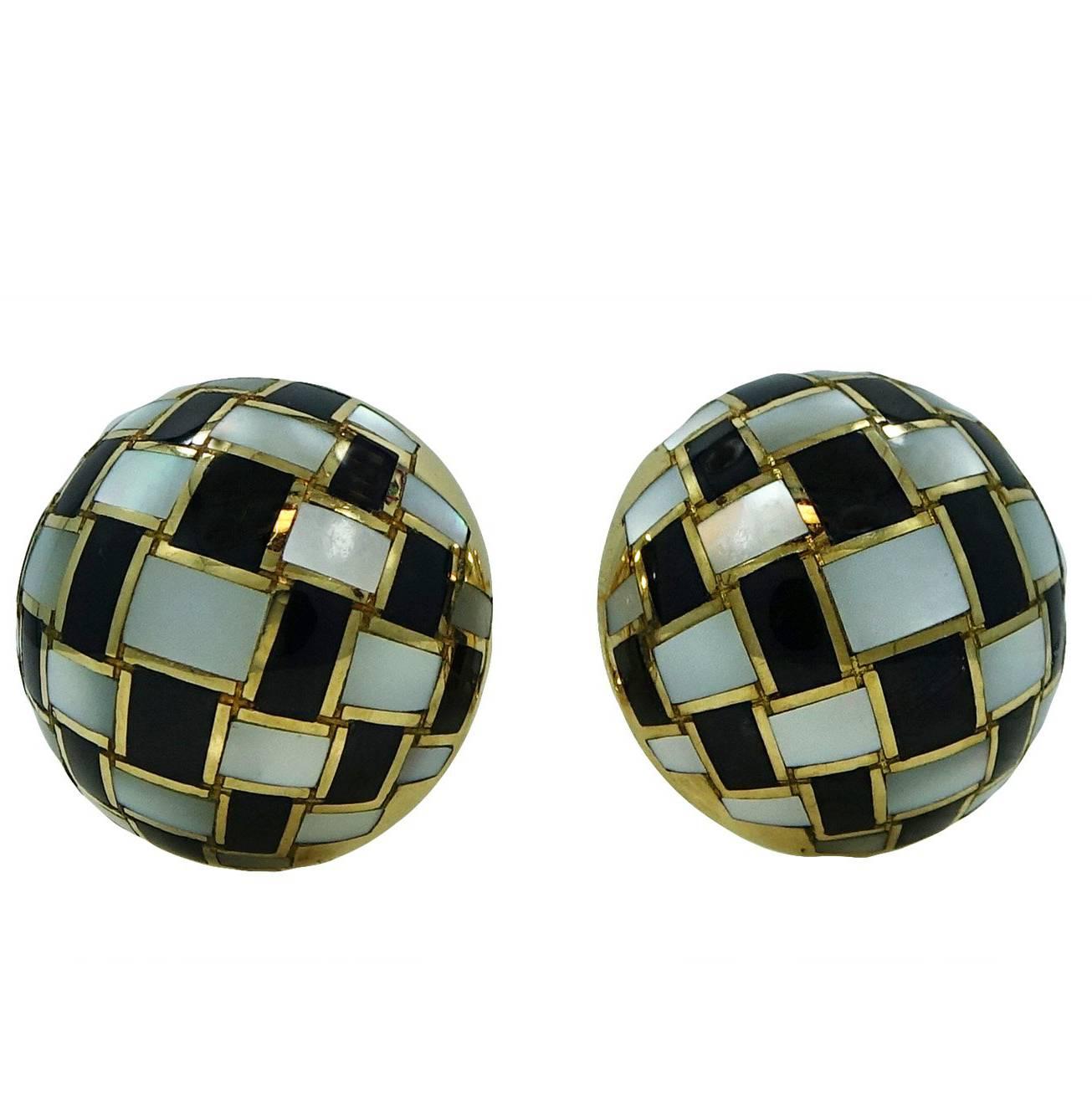 Tiffany & Co. Black Onyx Mother-of-Pearl Yellow Gold Button Earrings For Sale