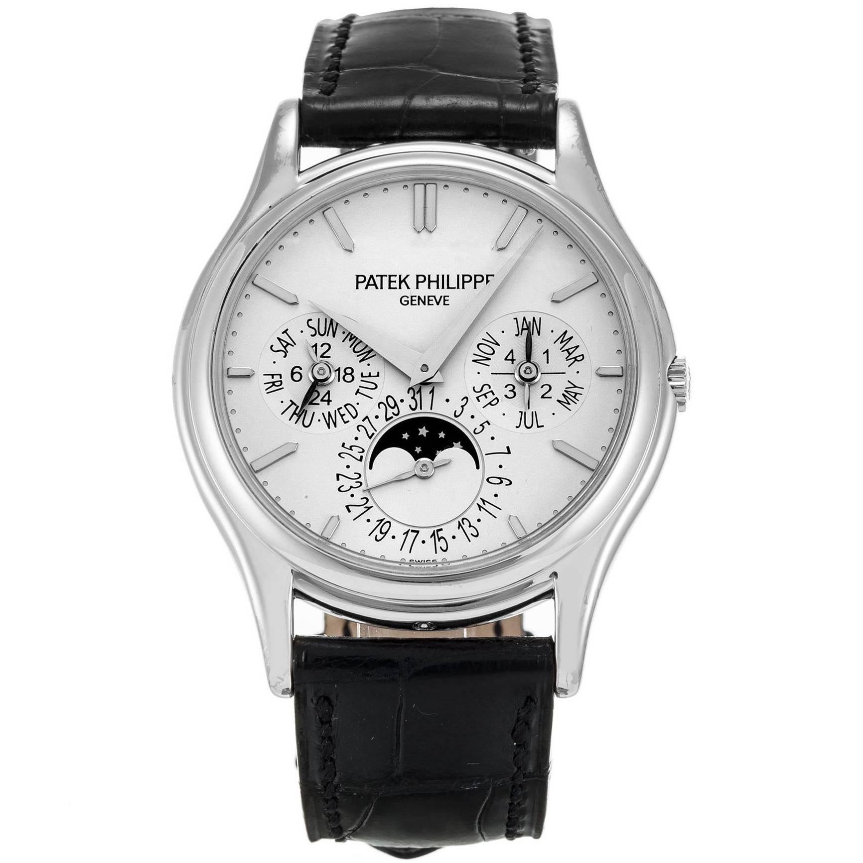 Patek Philippe White gold Perpetual Calendar Automatic Wristwatch Ref 5140 G