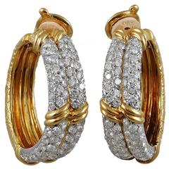 Van Cleef & Arpels Diamond Yellow Gold Hoop Earclips 7