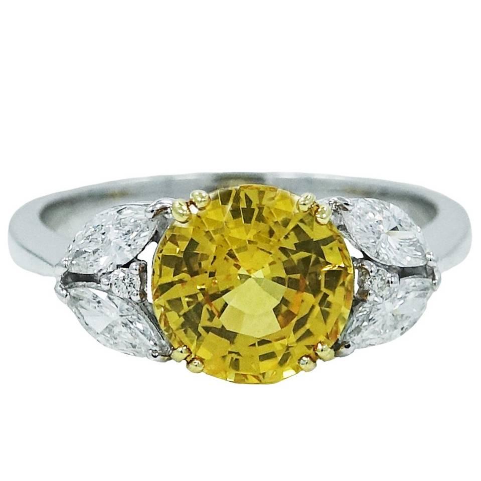 3.20 Carat Yellow Sapphire Diamonds White Gold Ring For Sale