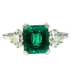Natural 2.75 Carat Colombian Emerald Diamond Platinum Ring