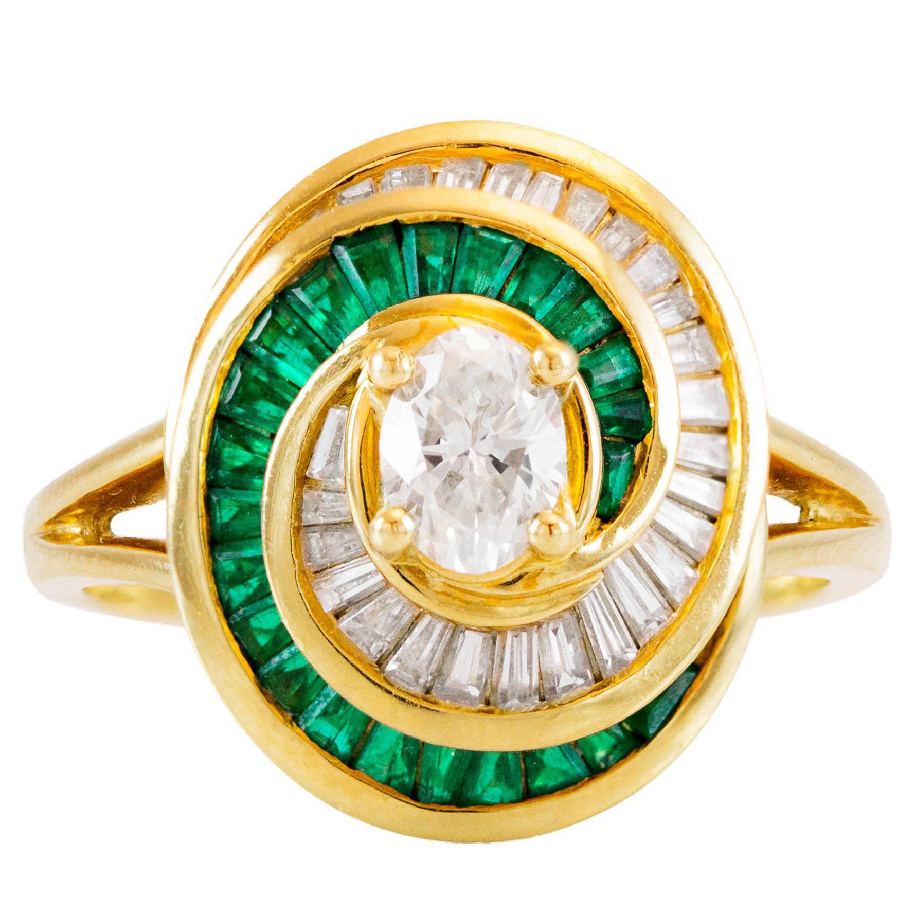 Fashionable Emerald Diamond and Gold Cocktail Ring
