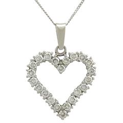 1960s 1.05 Carat Diamond and White Gold Heart Pendant 1