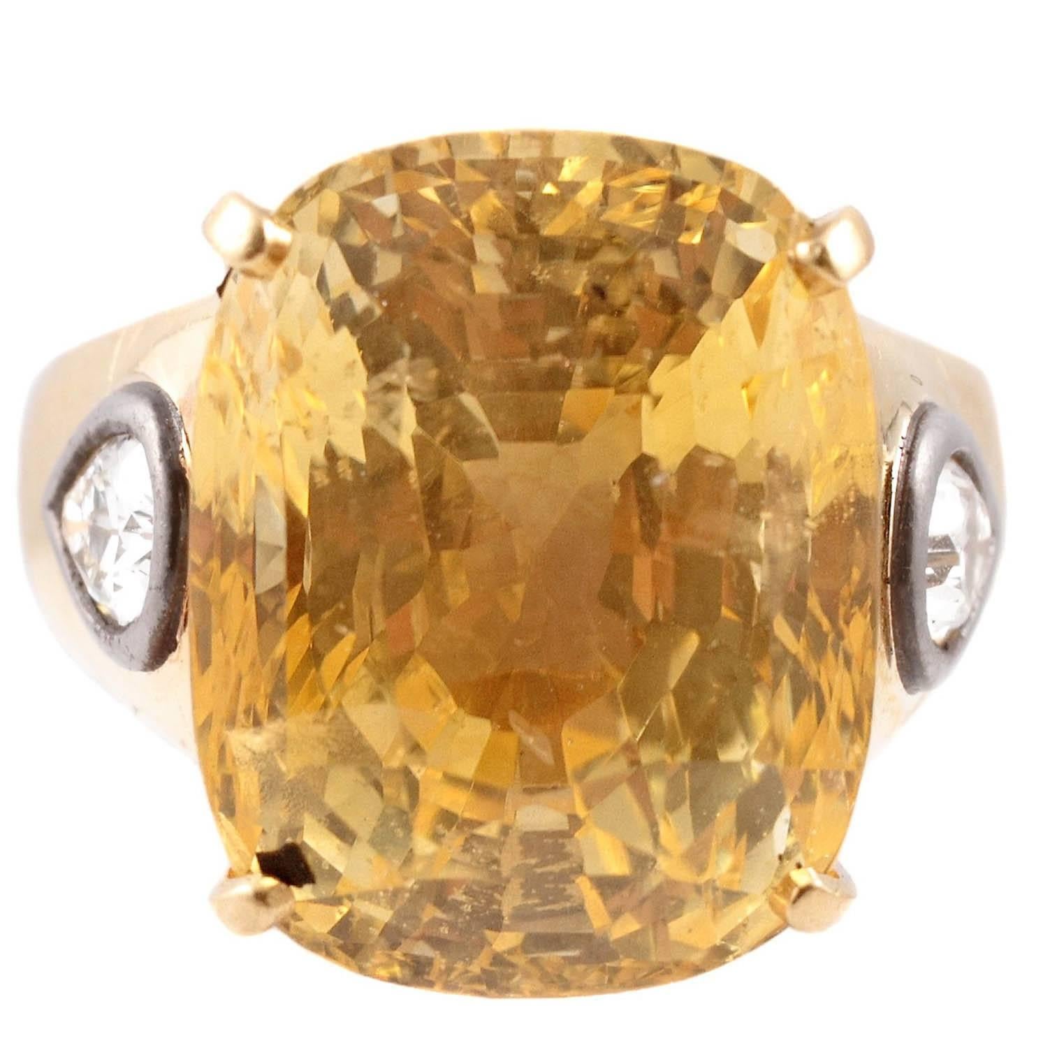9.00 Carat Yellow Sapphire Diamond Yellow Gold Ring