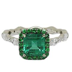 Emerald Tsavorite Diamond White Gold Ring