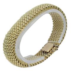 Wide Mesh Yellow Gold Bracelet 2