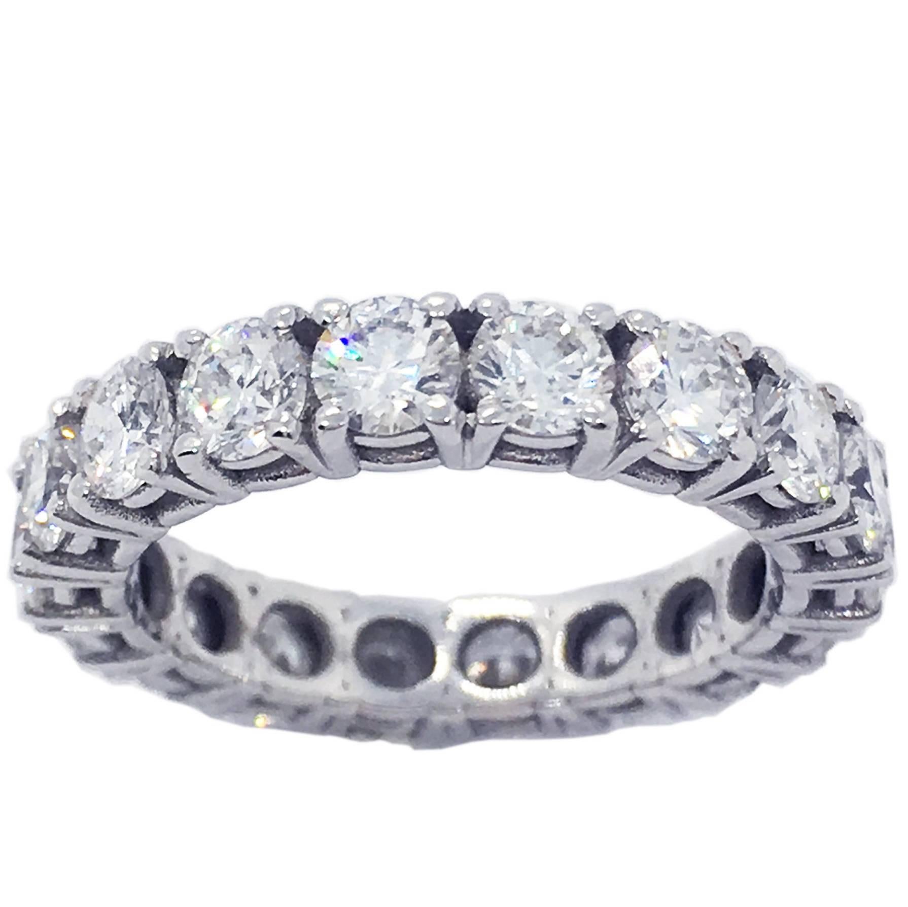 Berca 2.70 Carat Brilliant Cut White Diamond White Gold Eternity Ring Band For Sale