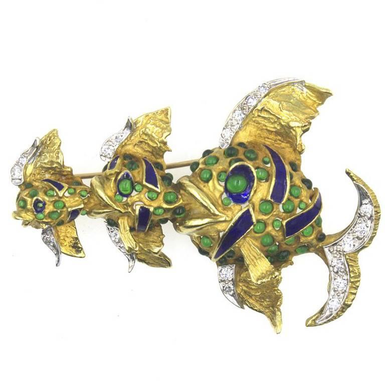 Enamel Emerald 18 Karat Yellow Gold Fish Brooch Pin