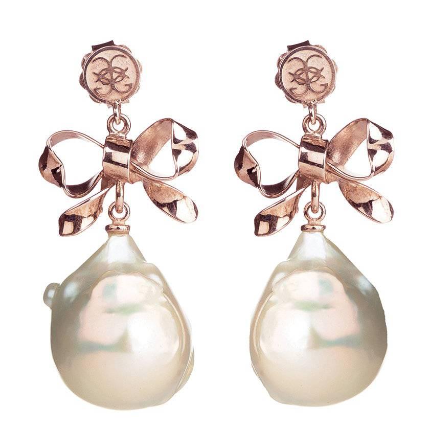 Couleurs de Géraldine Rose Gold Pearl Dangle Earrings Handmade in Italy For Sale