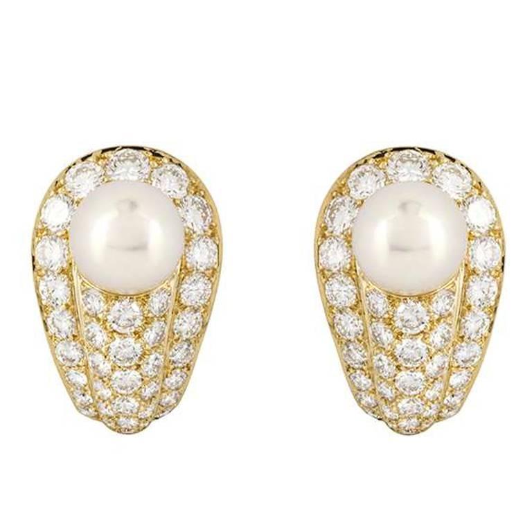 Cartier Pearl Diamond gold Earrings For Sale at 1stDibs