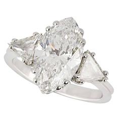 GIA Certified 3.42 Carat Marquise Diamond white gold Ring 2