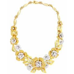 Floral 17.50 Carat Diamond White and Yellow Gold Choker Necklace 2