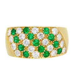 Emerald Diamond Yellow Gold Ring 10