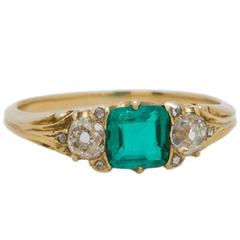 Antique Victorian Emerald Old European Cut Diamond yellow gold Ring 6