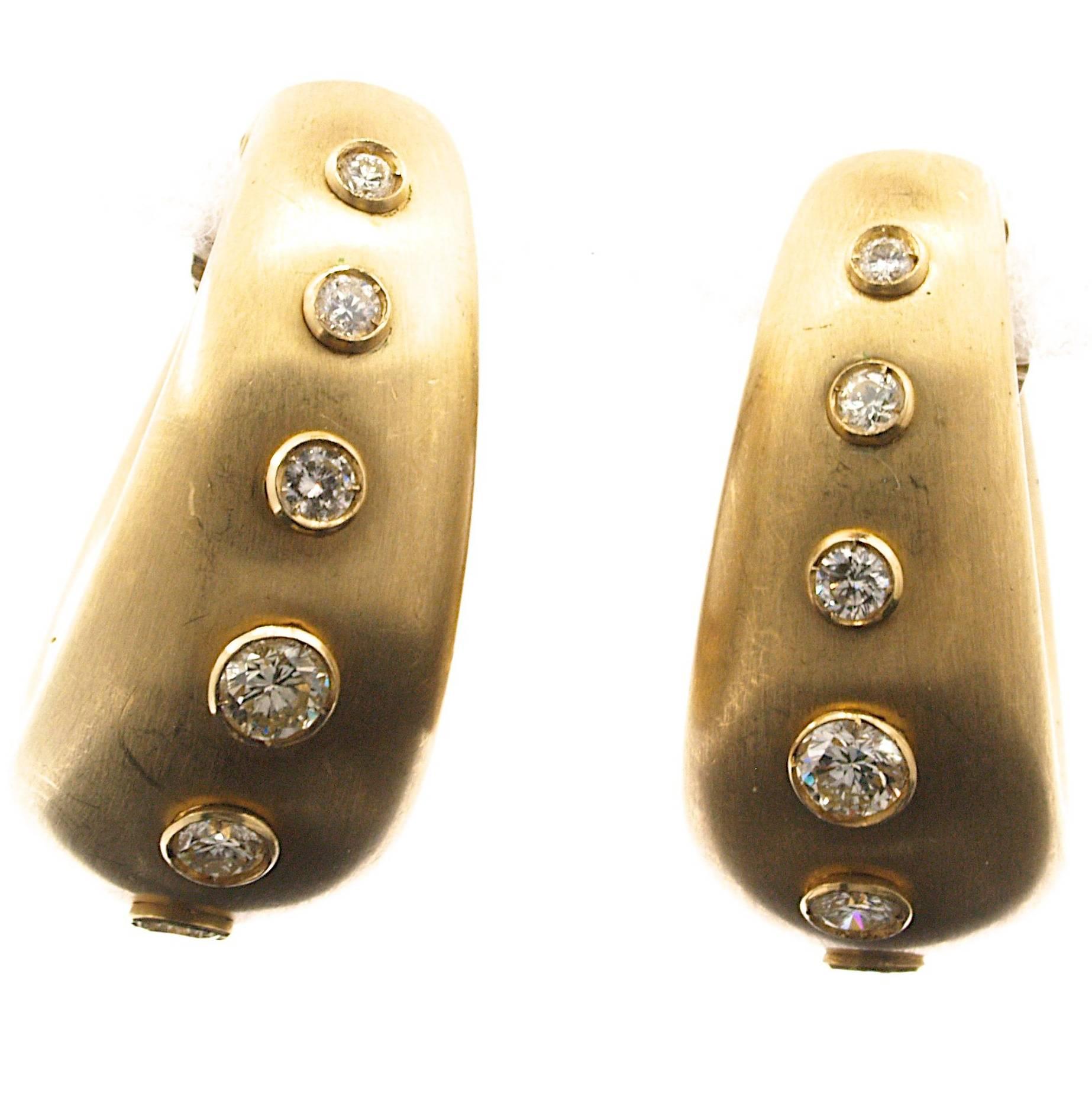 Pair of Diamond and Matte Yellow Gold 18 Karat Earrings by Christian Dior For Sale