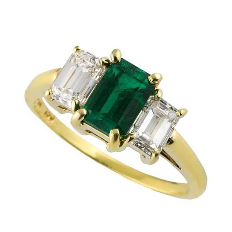Tiffany & Co. Emerald Diamond Yellow Gold Trilogy Ring