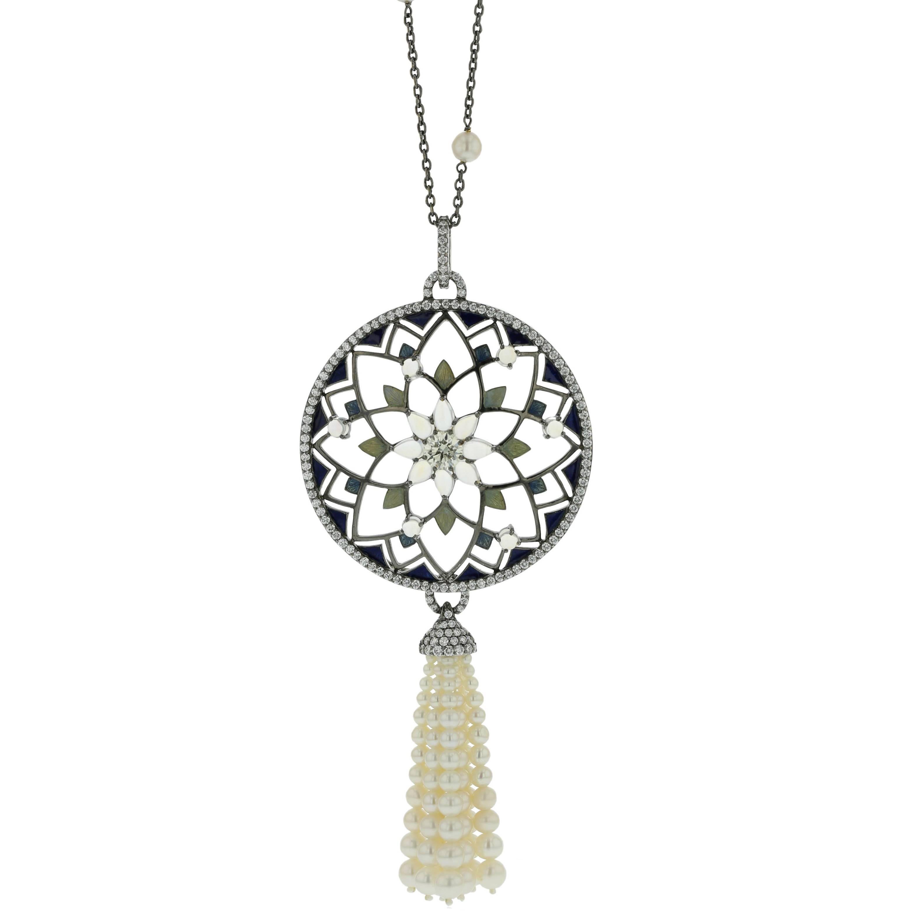 Necklace Black Gold 18 Karat 18.00g Fancy Yellow Diamond 0.60 Carat For Sale