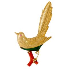 1960s Boucheron Chrysoprase, Coral and Gold Bird Brooch 10