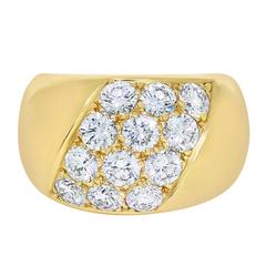 Cartier Brilliant Cut Diamond Ring Set in Yellow Gold