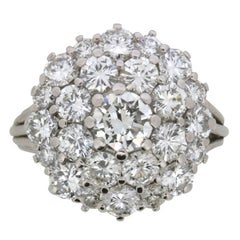 Vintage Diamond Cluster Ring, circa 1970s 9