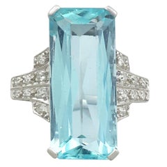 1930s Art Deco 11.25 Carat Aquamarine and Diamond Platinum Cocktail Ring