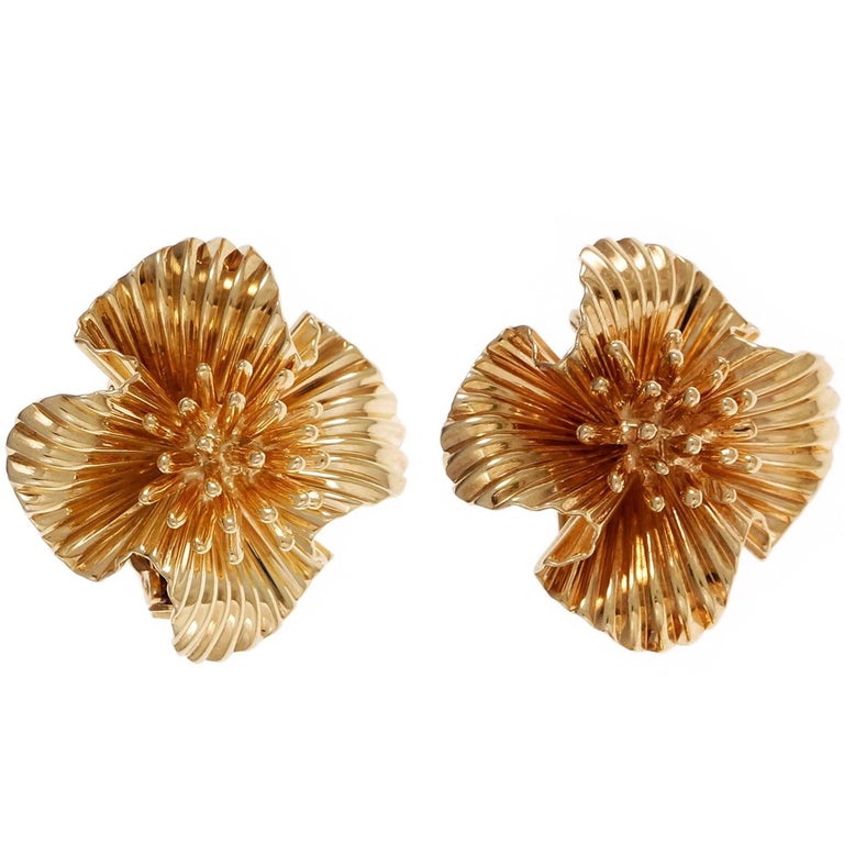 Tiffany and Co. Gold Clip Post Earrings For Sale at 1stdibs