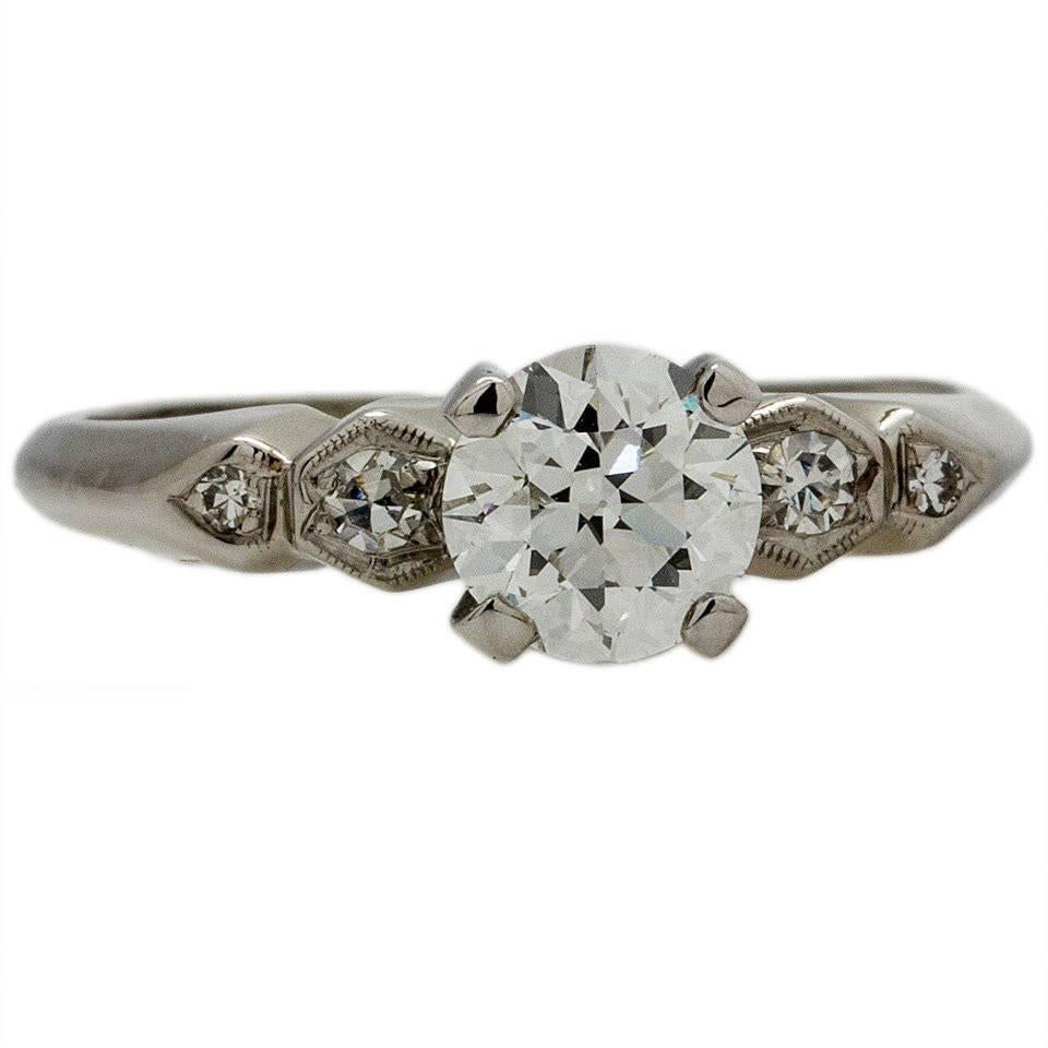Diamond Engagement Ring 0.96 Carat F-VS2 Old European Cut circa 1930s For Sale