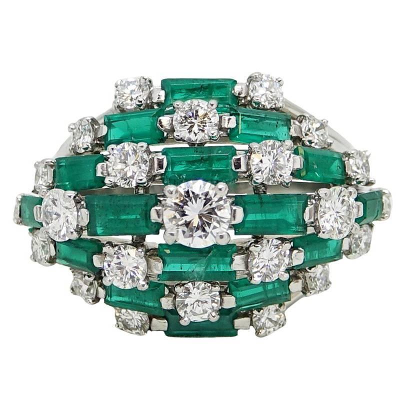 Baguette Emerald and Diamond Platinum Ring For Sale