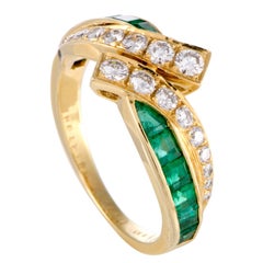 Vintage Van Cleef & Arpels Diamond Emerald Yellow Gold Band Ring