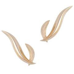 Daou Art Nouveau Yellow Gold Style Feather Stud Earrings 