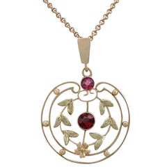 1920s Antique Garnet and Amethyst Yellow Gold Pendant 8