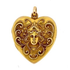 Antique Art Nouveau Gold Heart Locket