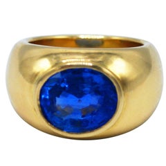 8.23 Carat No Heat Sri Lankan Sapphire and Gold Ring