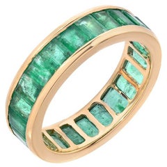 18 Karat 3.5-4 Carat Emerald Eternity Ring SZ US 7 9