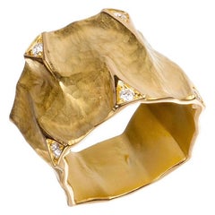 Vendorafa Diamond Ring in 18 Karat Yellow Gold