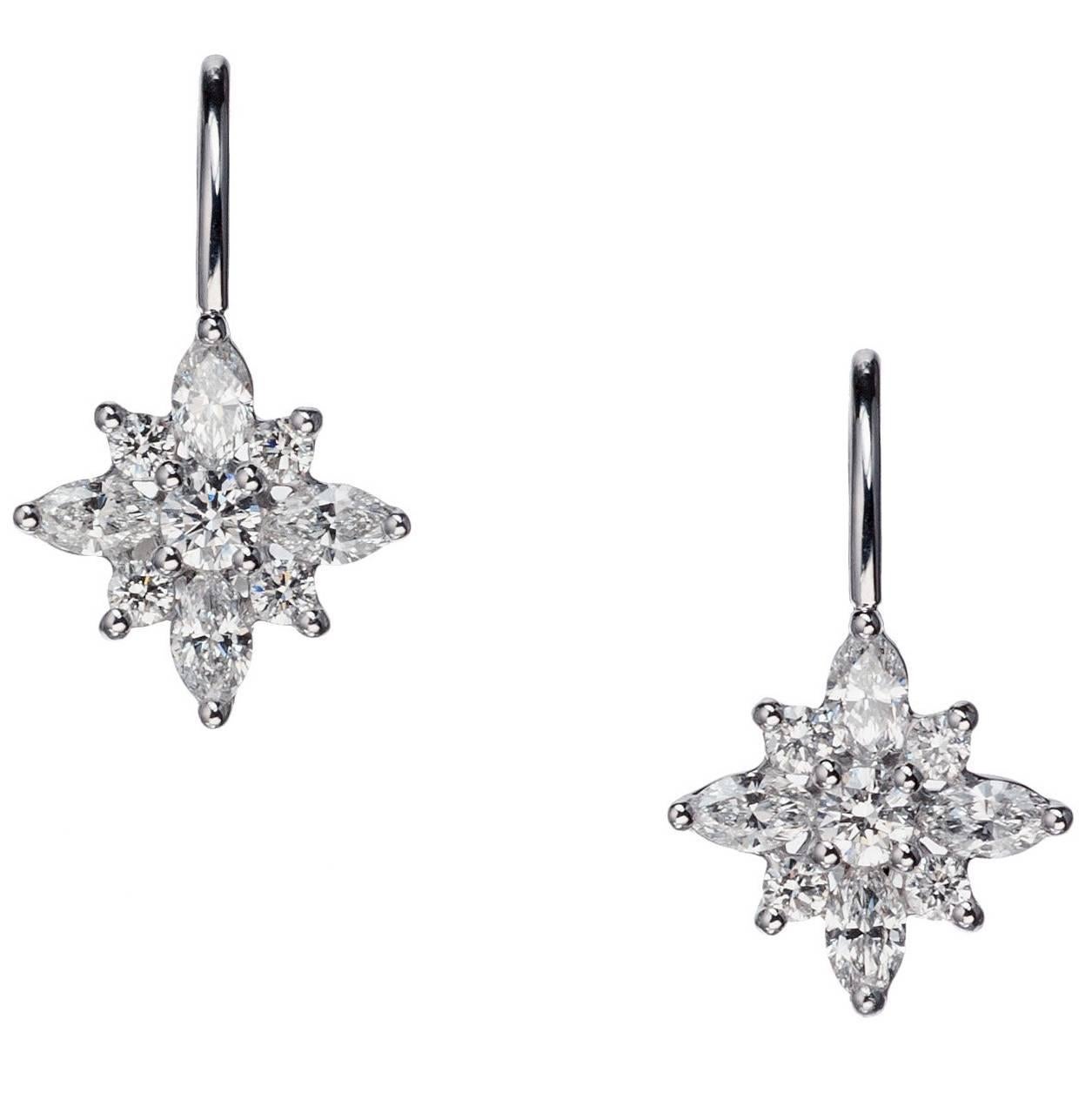 Kwiat Diamond Star Earrings in 18 Karat White Gold For Sale