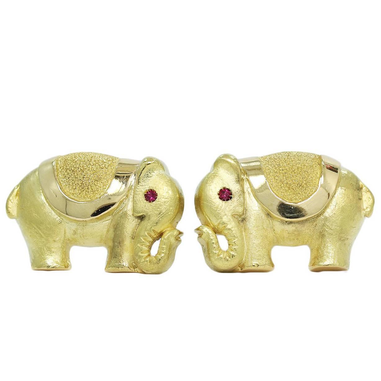 Elephant with Ruby Eyes Yellow Gold Cufflinks For Sale