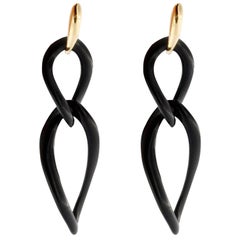 Jona Onyx 18 Karat Yellow Gold Curb Pendant Earrings