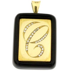 Pendant Letter C in Black Onyx and 18 Karat Yellow Gold