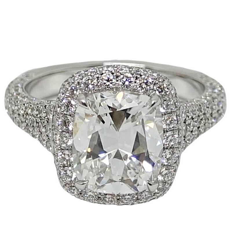 GIA Certified 3.02 Carat Cushion Cut Diamond Platinum Engagement Ring For Sale