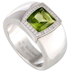 Cartier La Dona Peridot Gold Ring For Sale at 1stdibs