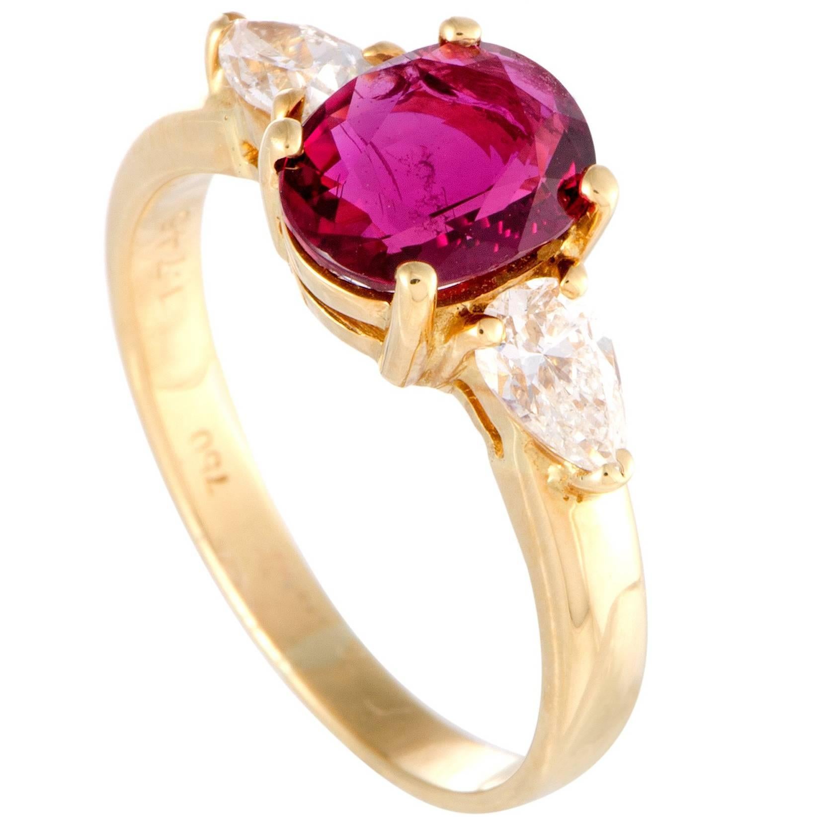Diamond and Ruby Solitaire Yellow Gold Ring