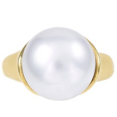 Tiffany & Co. Pearl Gold Ring