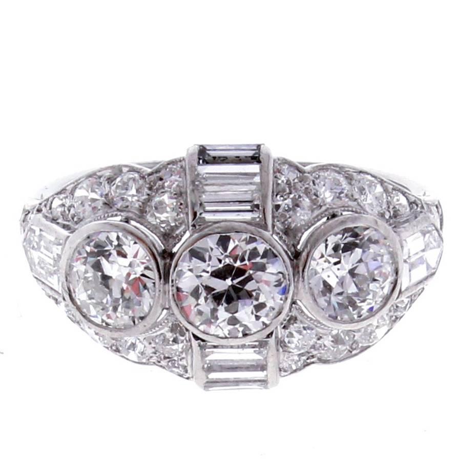 Belle Époque Three Diamond Ring