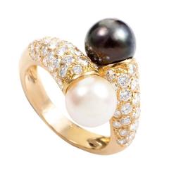 Van Cleef and Arpels Black and White Pearl Diamond Gold Ring at 1stDibs
