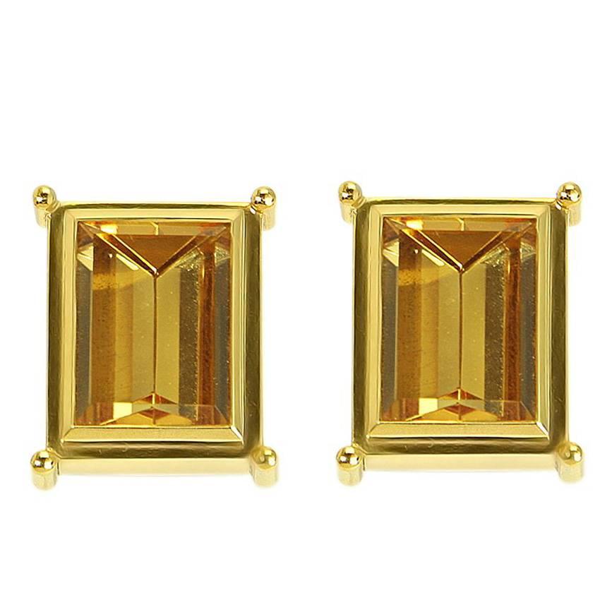 Certified 16.46 Carat Citrine Yellow Gold Studs For Sale