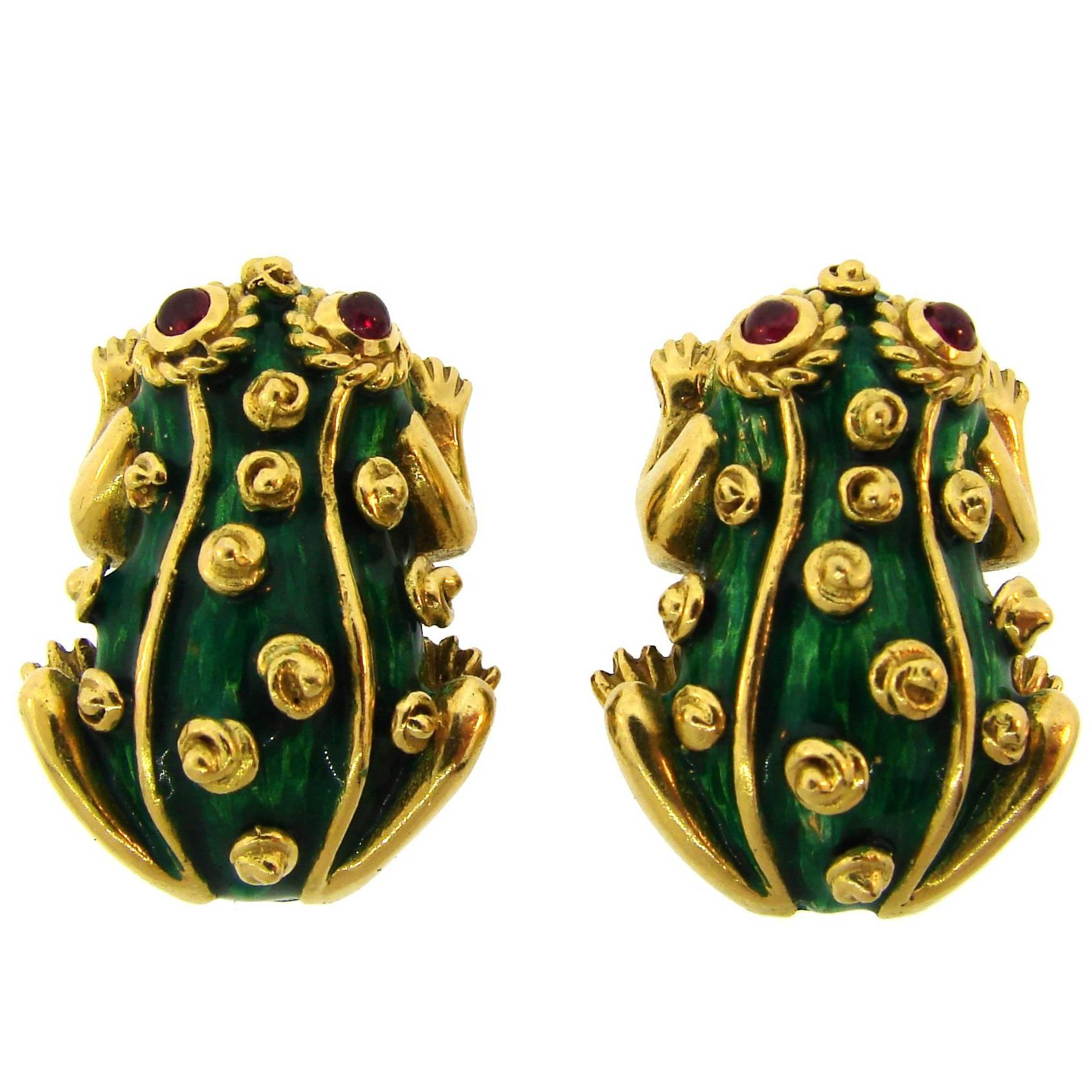 1980s David Webb Ruby Enamel Yellow Gold Frog Earrings