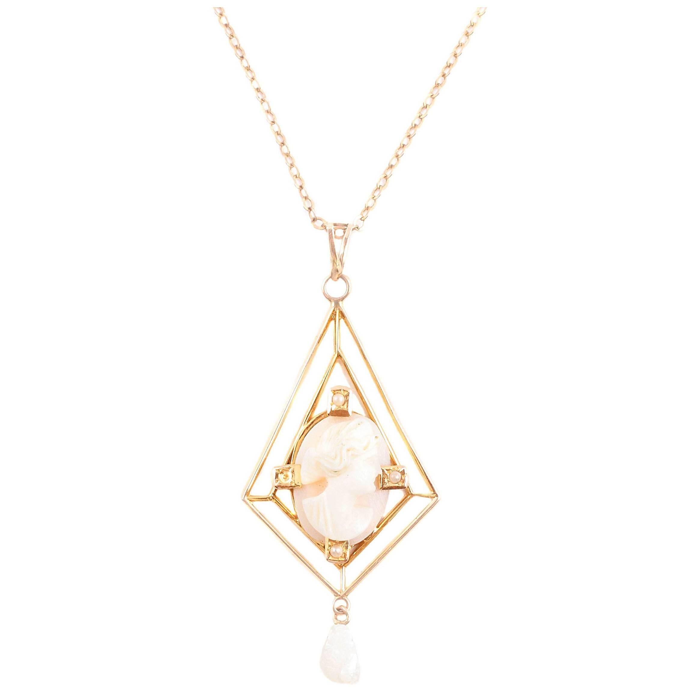 Yellow Gold Cameo Freshwater Pearl Lavalier Necklace, circa 1900