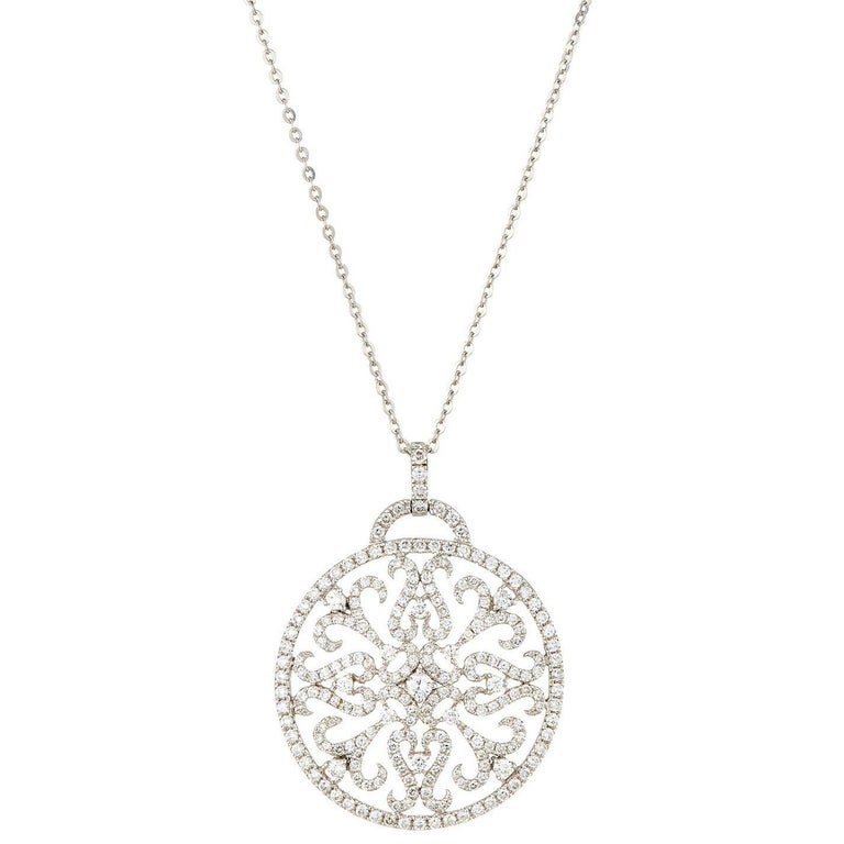 Alluring Diamond Necklace For Sale at 1stdibs